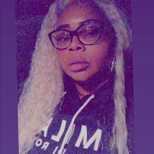 Meet your Posher, Brandy